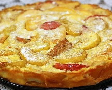 Омлет с яблоками