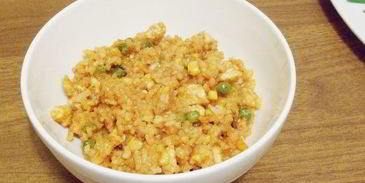 омурайсу , японский омлет с начинкой