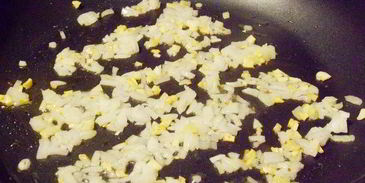 омурайсу , японский омлет с начинкой