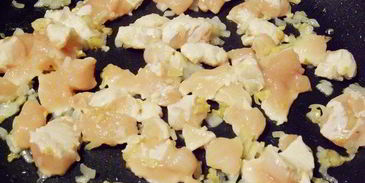 омурайсу , японский омлет с начинкой