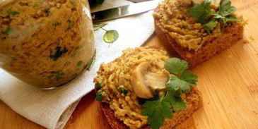 паштет из фасоли с грибами