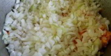 паштет из говяжей печени с морковью и луком