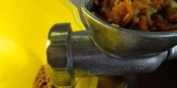 паштет из говяжей печени с морковью и луком