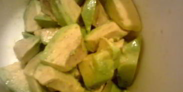 паштет из куриной печени с авокадо