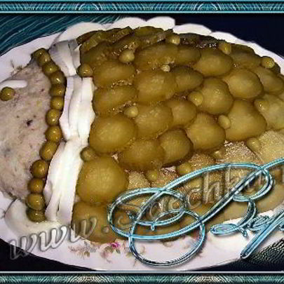 Селедочный паштет в виде рыбы