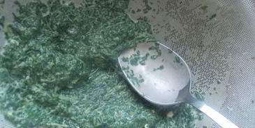 блинный тортик с печенью и шпинатом