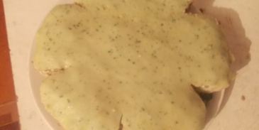 блинный тортик с печенью и шпинатом