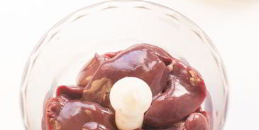 печеночный торт с шампиньонами