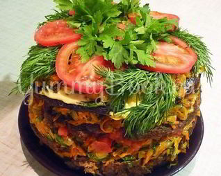 Печеночный торт с зеленью и помидорами
