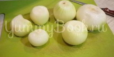 печеночный торт с зеленью и помидорами