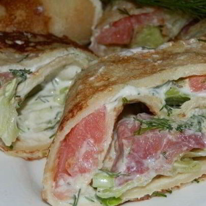 Блинные роллы с семгой