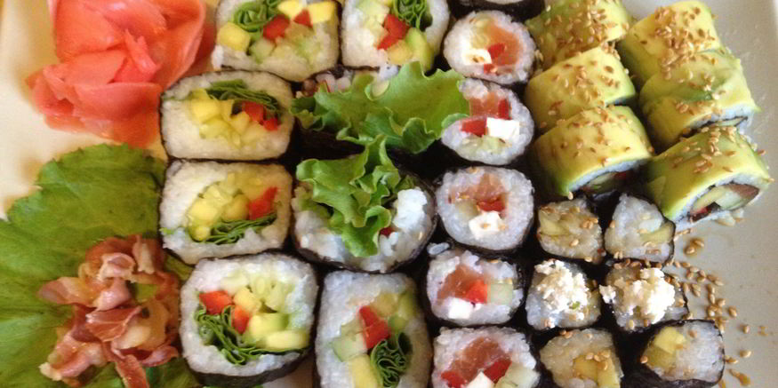 Рецепт овощного ролла с манго