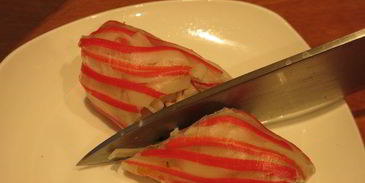 роллы полосатики с крабовыми палочками