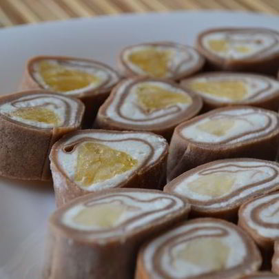 Роллы с фруктами