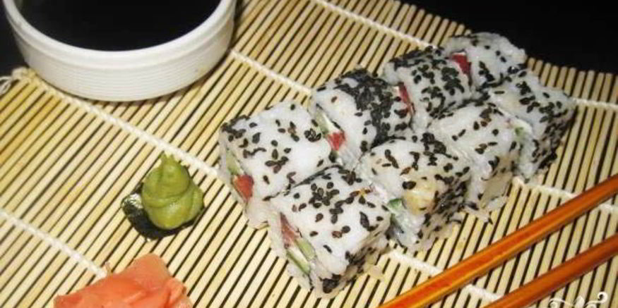 Рецепт роллов с огурцом и сыром