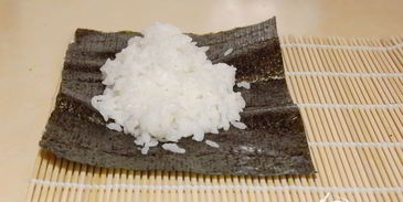 роллы с семгой и авокадо