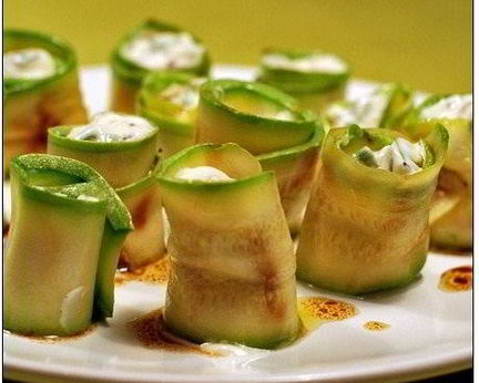 Роллы с цукини и рикоттой