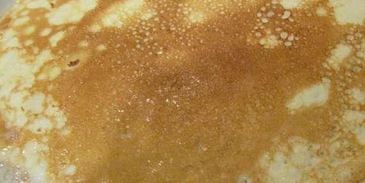 роллы с яичных блинчиков с курицей и салатом