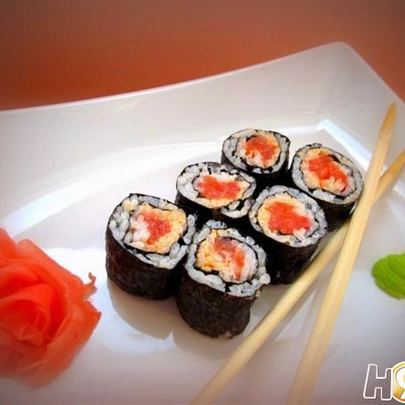 Спайси роллы с лососем