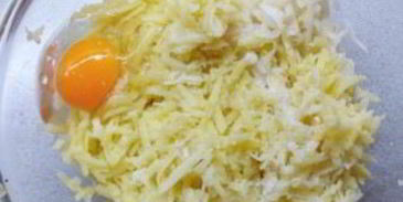 картофельные рулетики с фаршем