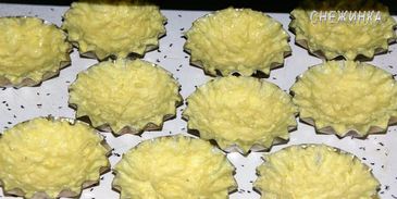 корзиночки со сливочно-сырным кремом и куриным рулетиком