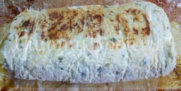 куриный рулет с яйцом и сыром