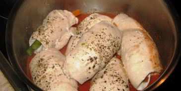 куриные рулетики с овощами