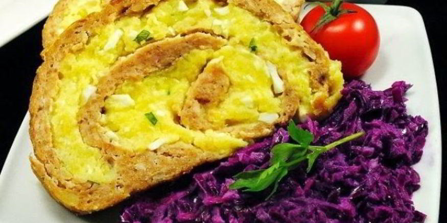Рецепт мясного рулета с картофельной начинкой