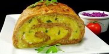 мясной рулет с картофельной начинкой