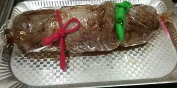 рулет из бедра индейки с изюмом и орехами