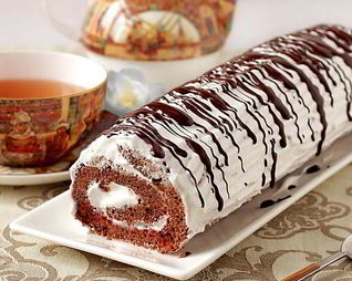 Рулет из бисквитного теста