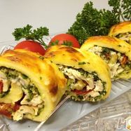 Рецепт Рулета из омлета с курицей и сыром
