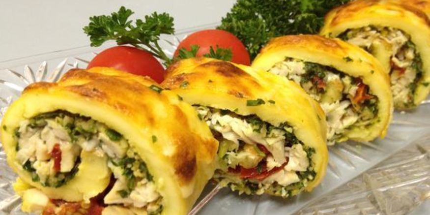 Рецепт рулета из омлета с курицей и сыром