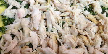 рулет из омлета с курицей и сыром