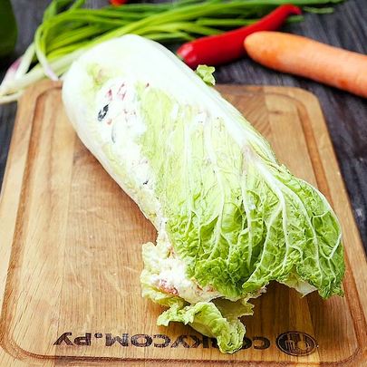 Рулет из пекинской капусты
