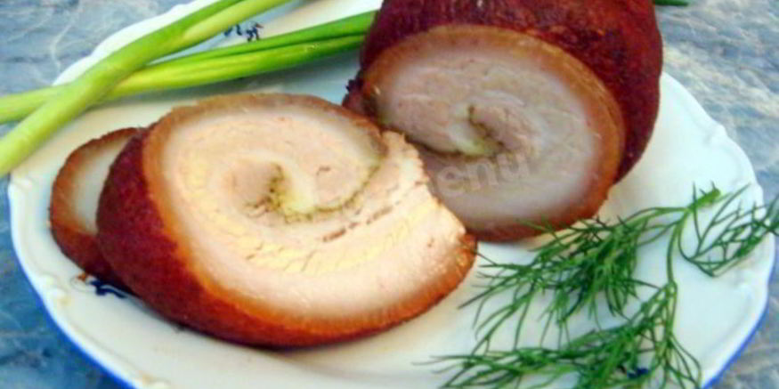Рецепт рулета из сала вареного в луковой шелухе