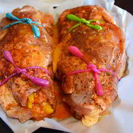 Рецепт Рулета из свинины, запеченный с томатами и сладким перцем