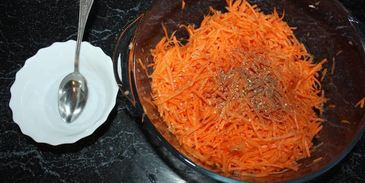 рулеты с морковью по-корейски