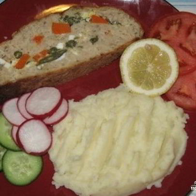 Рыбный рулет с яйцом