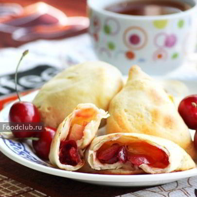 Самса с фруктами