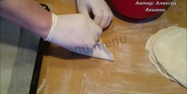 самса с мясным фаршем тимьяном и чабрецом