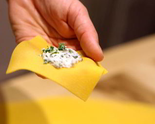 Самса с сыром из покупного и из самодельного теста