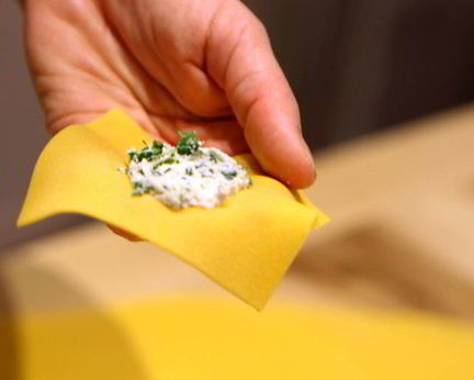 Самса с сыром из покупного и из самодельного теста