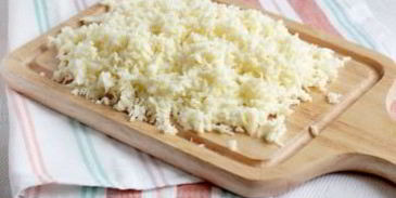 самса с сыром из слоеного теста