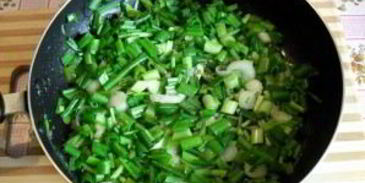 самса с зеленью