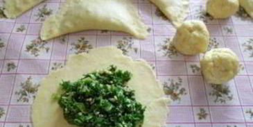 самса с зеленью