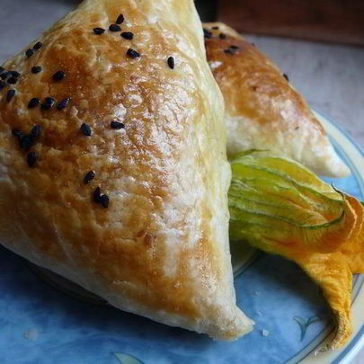 Слоеная самса с тыквой