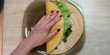 шаурма в лепешке по-домашнему