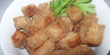 чесночно-лимонные сухарики для салатов