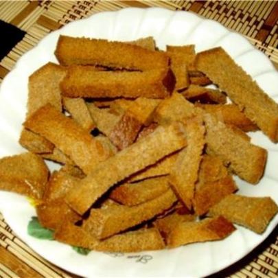 Чесночные сухарики с чесноком
